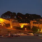 Lets Holidays Loft In The Center Of Tossa Appartement Tossa de Mar