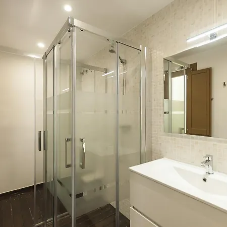 Lets Holidays Loft In The Center Of Tossa Tossa de Mar