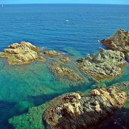 Lets Holidays Loft In The Center Of Tossa Tossa de Mar